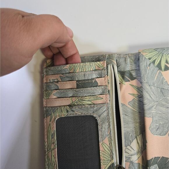 Vans Pink Tropical Themed Bi-fold Wallet with Tons of Pockets - Picture 6 of 16